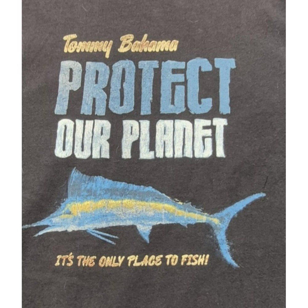 Tommy‎ Bahama men's navy two sided graphic t-shirt  fishing theme sz. L